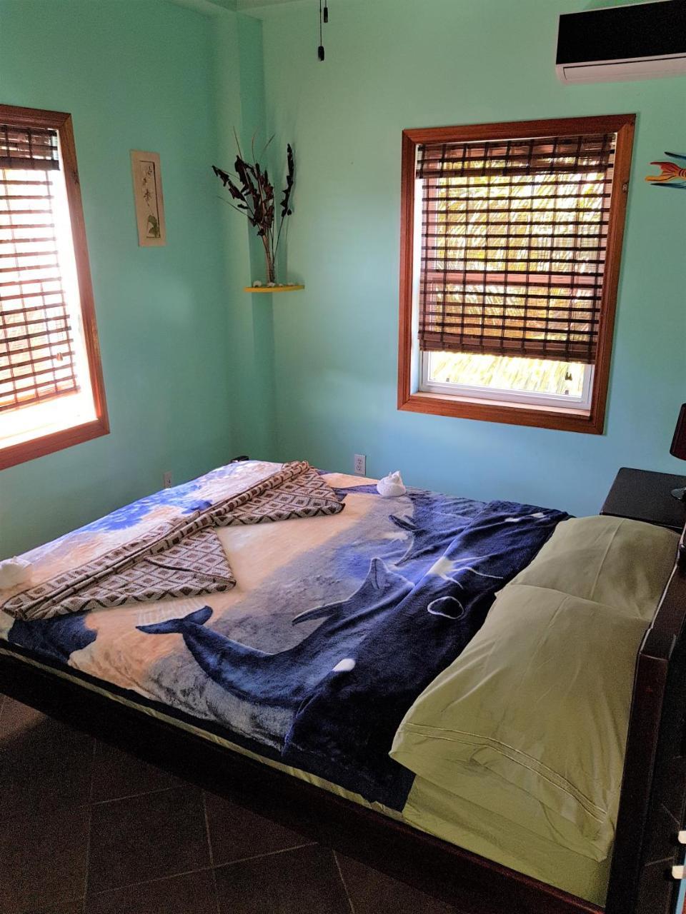 Slo-N-Ez Villa Terrace Caye Caulker Buitenkant foto