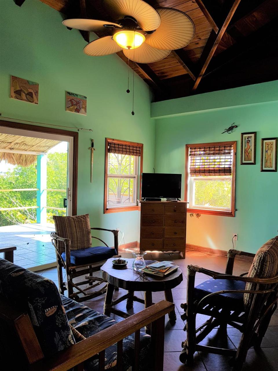 Slo-N-Ez Villa Terrace Caye Caulker Buitenkant foto